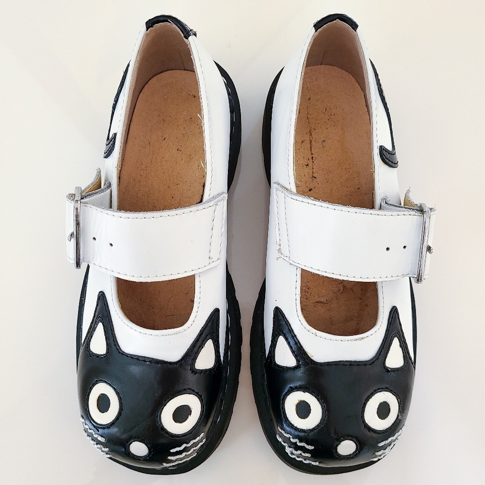 TUK Classic Kitty Mary Jane Black White 6
